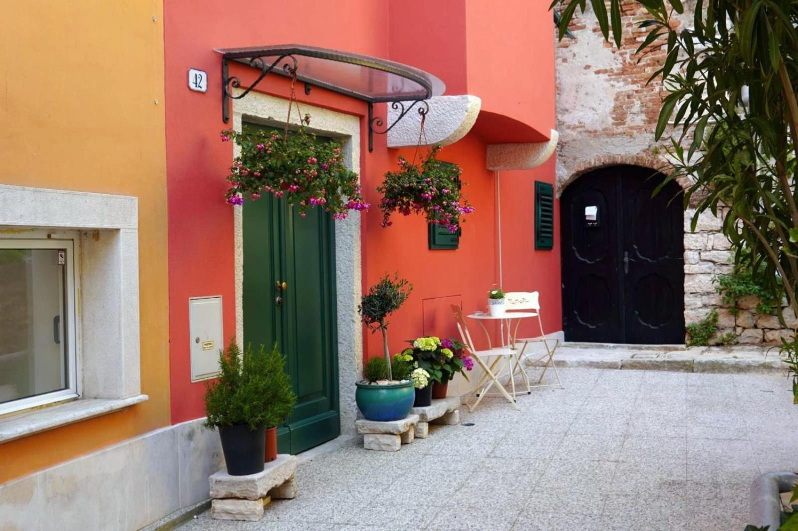 Montalbano Gem - Heritage Studio With Airy Vibes Rovinj Dış mekan fotoğraf